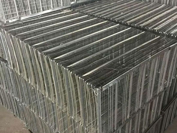 有筋擴(kuò)張網(wǎng)網(wǎng)箱-車間